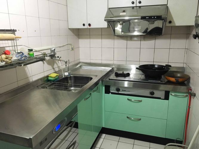 不鏽鋼檯面也能高低落差!